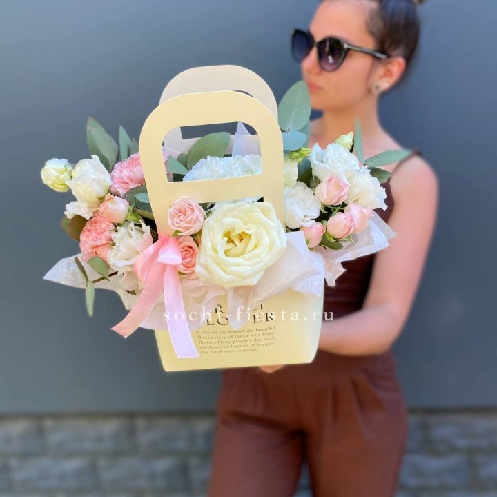 Цветочная сумочка "Рафаэль" в Казани