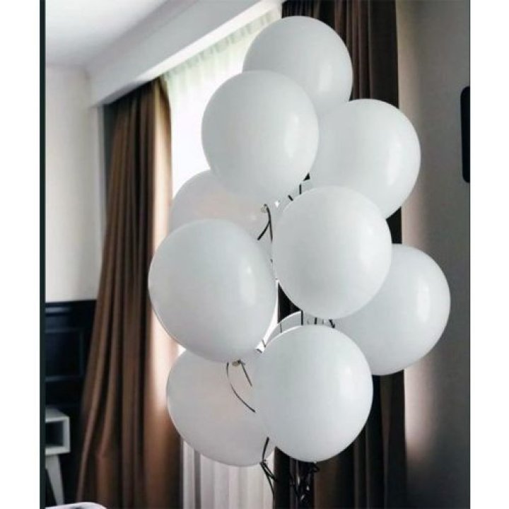 Фонтан шаров "Облако" в Казани