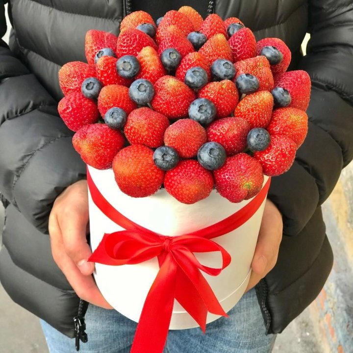 Клубничный бокс №3 в Казани