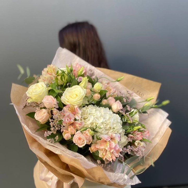 Дизайнерский букет №1 в Казани