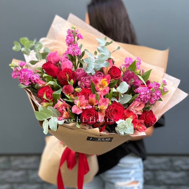 Дизайнерский букет №3 в Казани