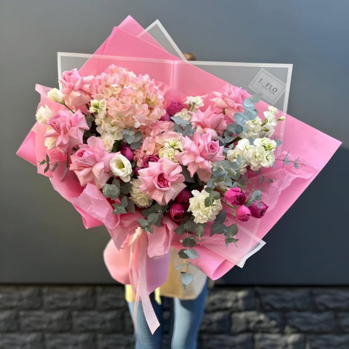 Дизайнерский букет №25 в Казани