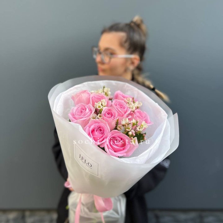 Букет розовых роз  в Казани