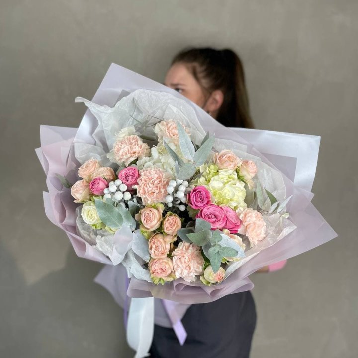 Дизайнерский букет №19 в Казани