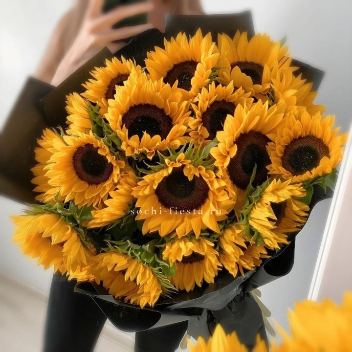Букет подсолнухов "Гига" в Казани