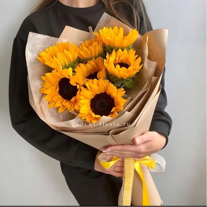 Букет из подсолнухов в Казани