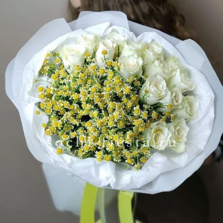 Букет ромашек и роз "Полина" в Казани