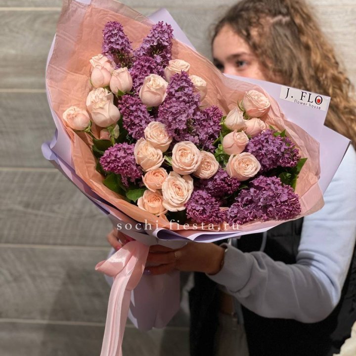 Букет "Лиловая весна" в Казани