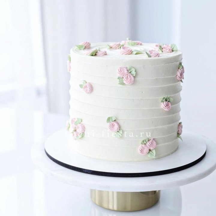 Торт "Розы в снегу" в Казани