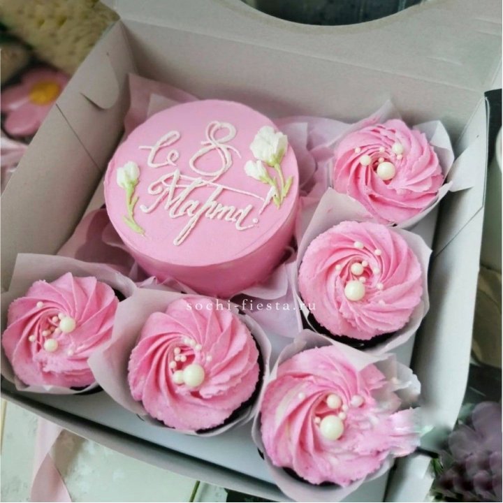 Капкейки и бенто-торт "8 марта!" в Казани