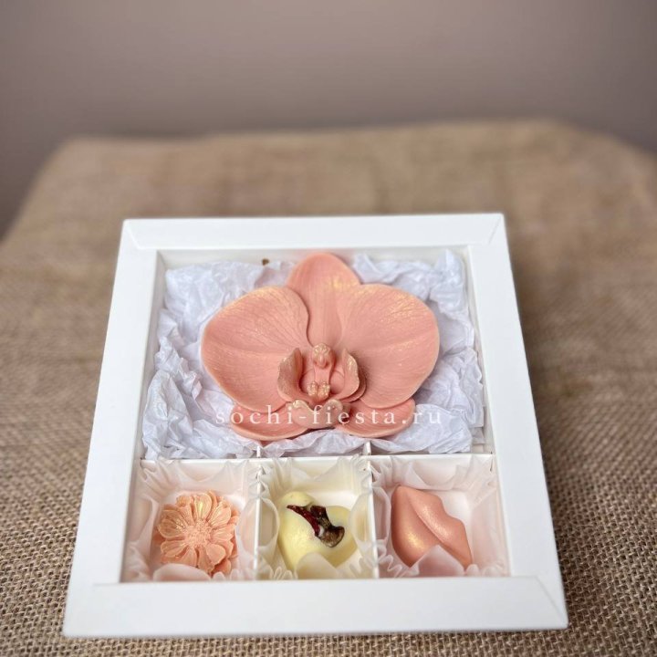 Конфеты из шоколада с Орхидеей в Казани