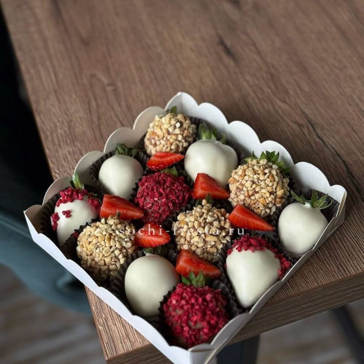 Клубника в шоколаде 12 ягод №2 в Казани