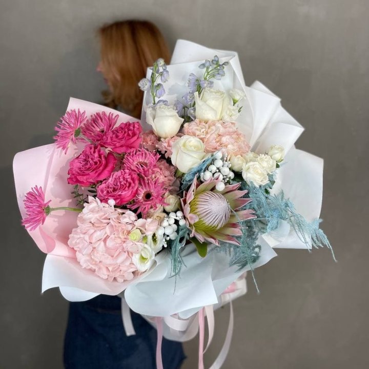 Дизайнерский букет "Фантастик" в Казани