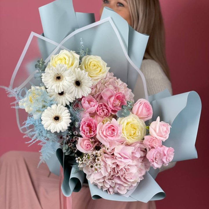 Дизайнерский букет "Адель" в Казани