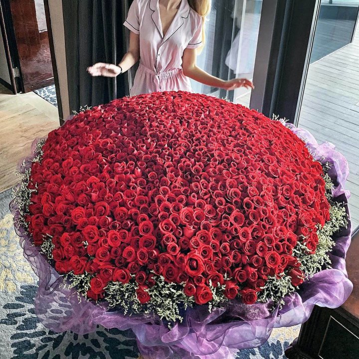 1001 роза в Казани