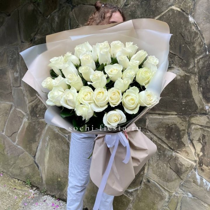 35 голландских роз в Казани