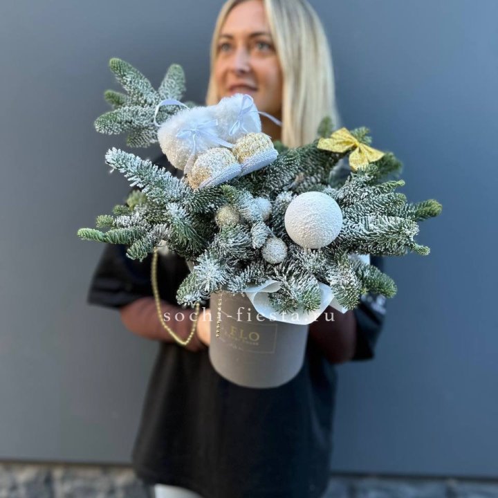 Новогодний бокс "Ботс голд" в Казани