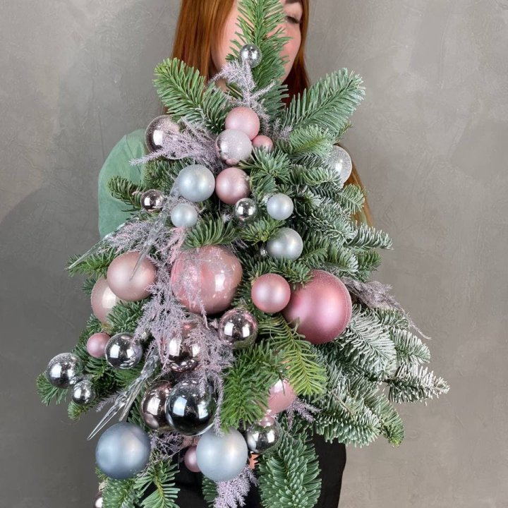 Новогодняя елочка "Розе голд" в Казани