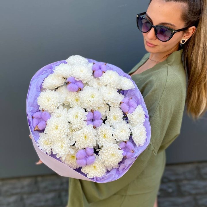  Букет  хризантем и хлопка в Казани