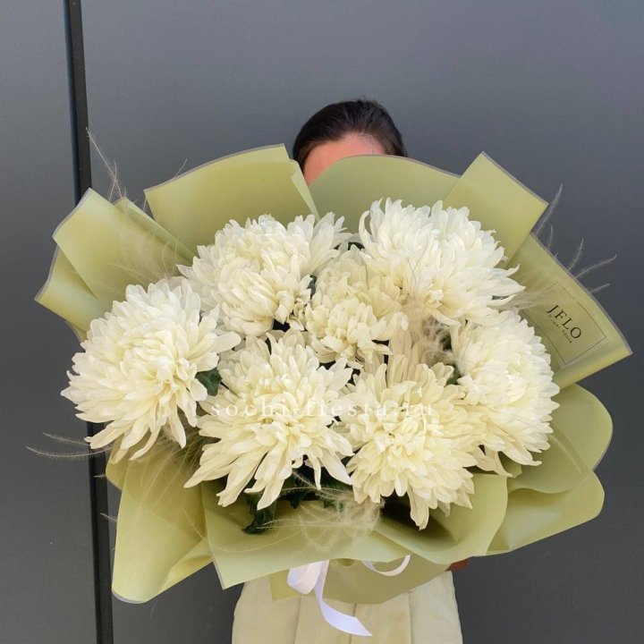 Букет одноголовых хризантем  в Казани