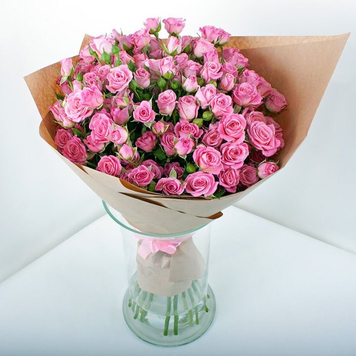 15 кустовых роз в Казани