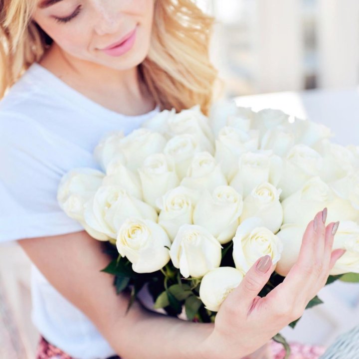 Букет высоких роз "Облака" в Казани