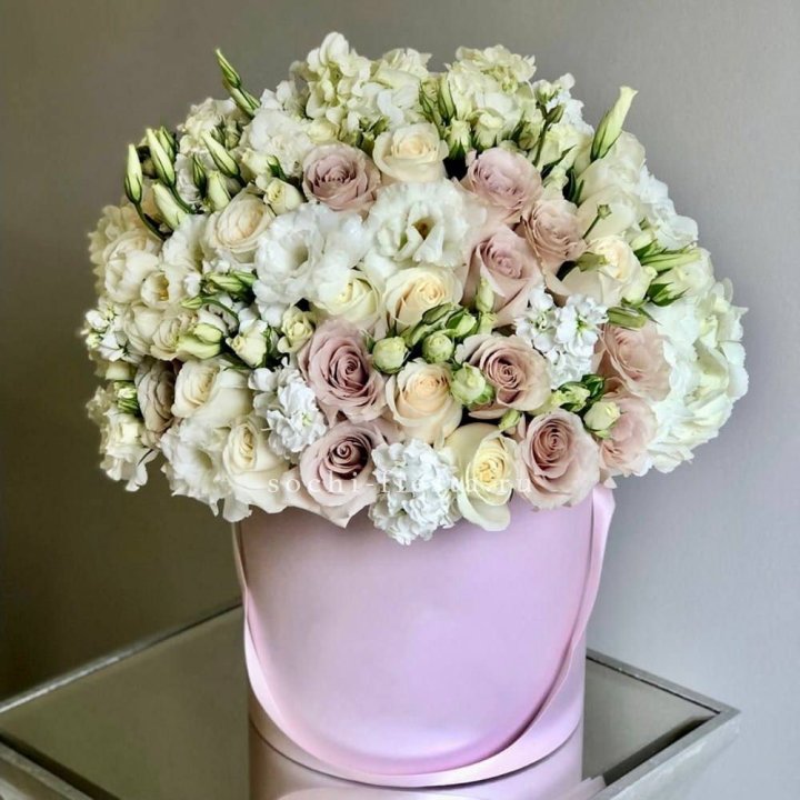 Цветочный бокс "Бриджит" в Казани