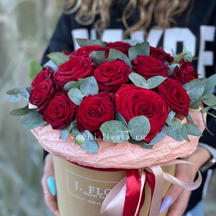 21 Красная роза в боксе №1 в Казани