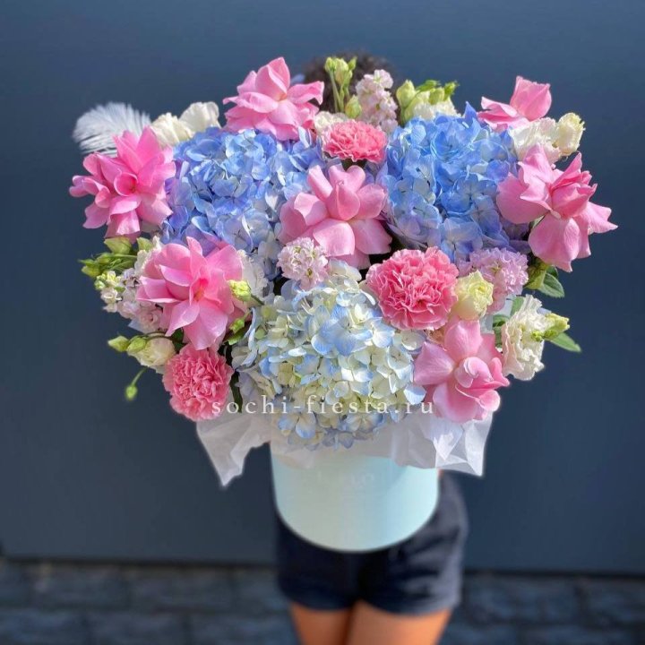 Коробка с цветами "Лемия" в Казани