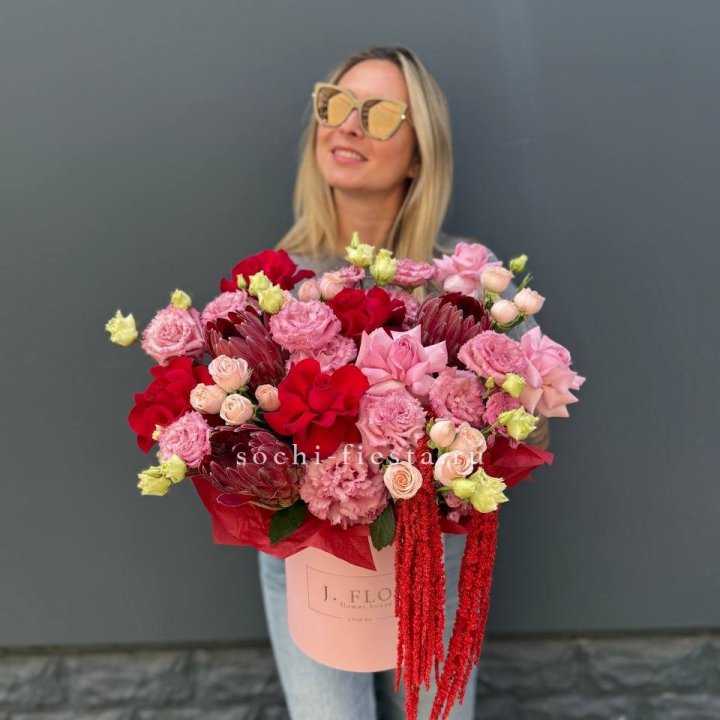 Дизайнерский цилиндр "Криотель" в Казани