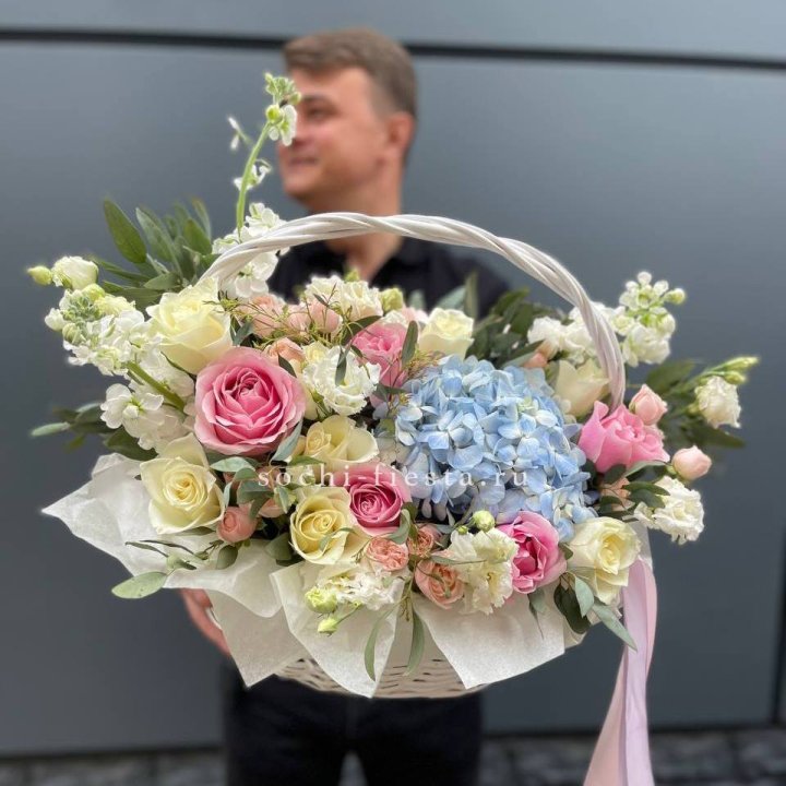 Авторская корзина "Аполинария" в Казани