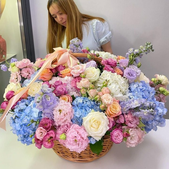 Авторская корзина "Экстра" в Казани