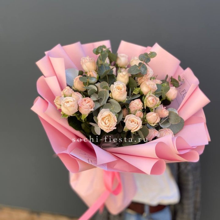 Букет пионовидных роз Cute Love в Казани