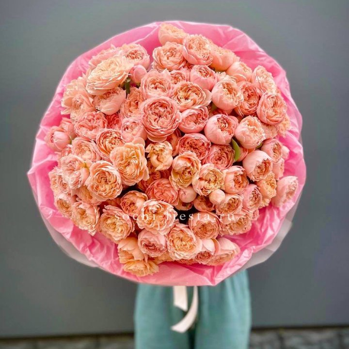 Букет кустовых пионовидных роз Джульетта "Принцесса" в Казани