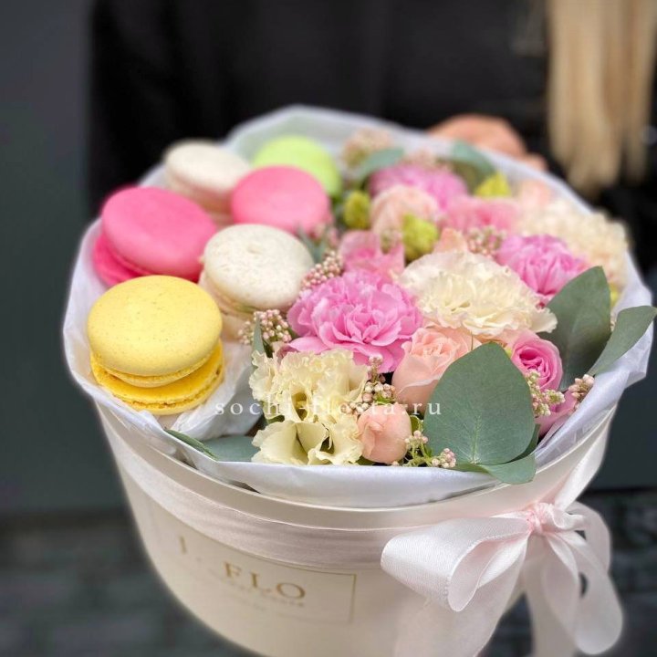 Бокс с макаронс "Тендернес" в Казани