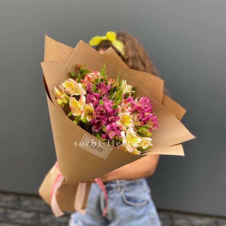 Альстромерии в крафте в Казани