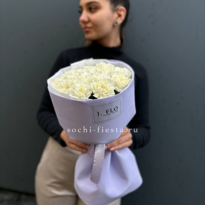 Букет белых диантусов в Казани