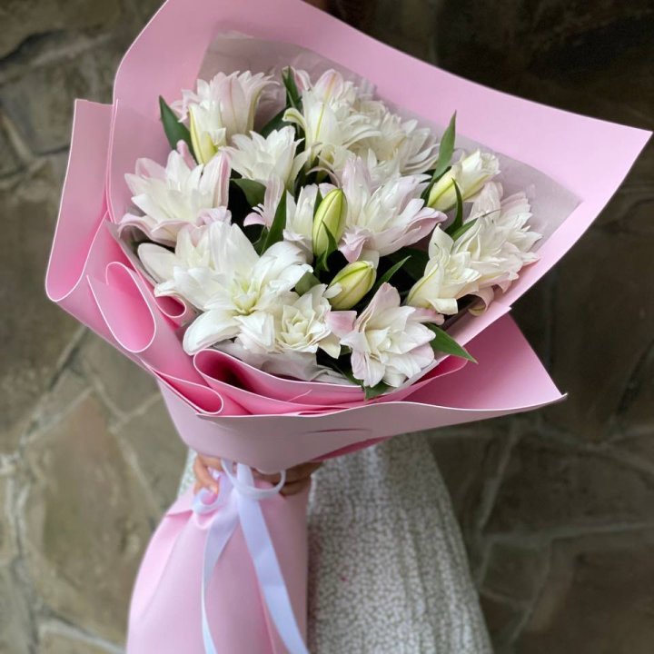 Букет пионовидных лилий №1 в Казани