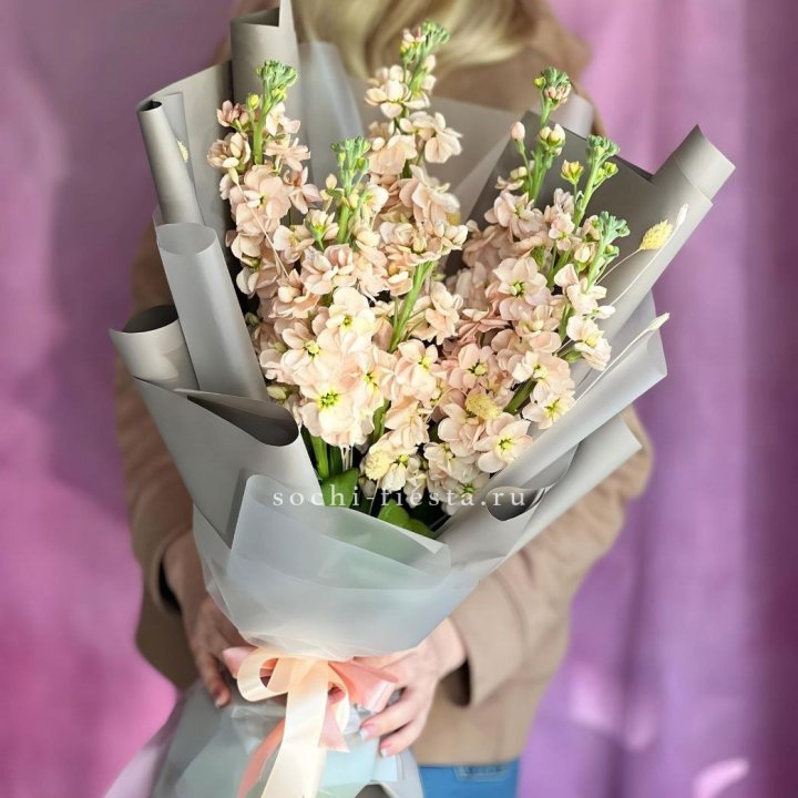 Букет ароматной маттиоллы №2 в Казани