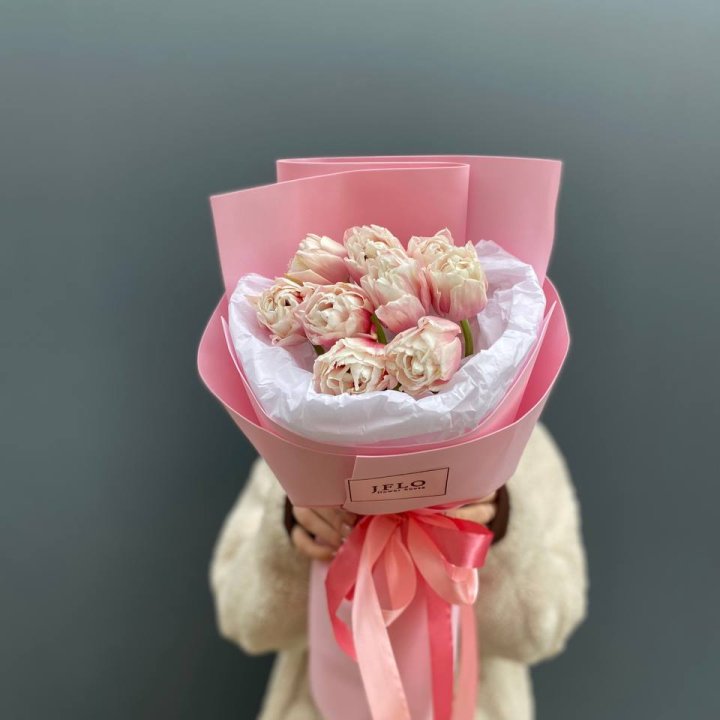 9 нежных тюльпанов в Казани