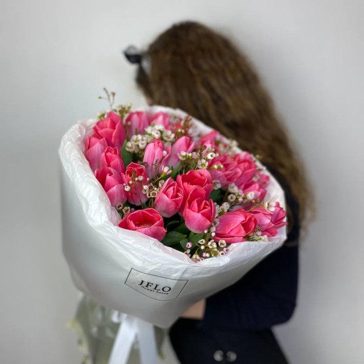 Дуо тюльпаны с хамелациумом в Казани