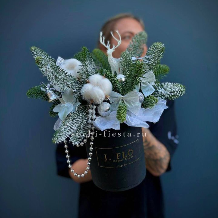 Композиция "Мери крисмас" в Казани