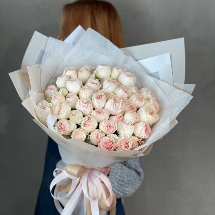 Букет пионовидных роз Пур лав в Казани