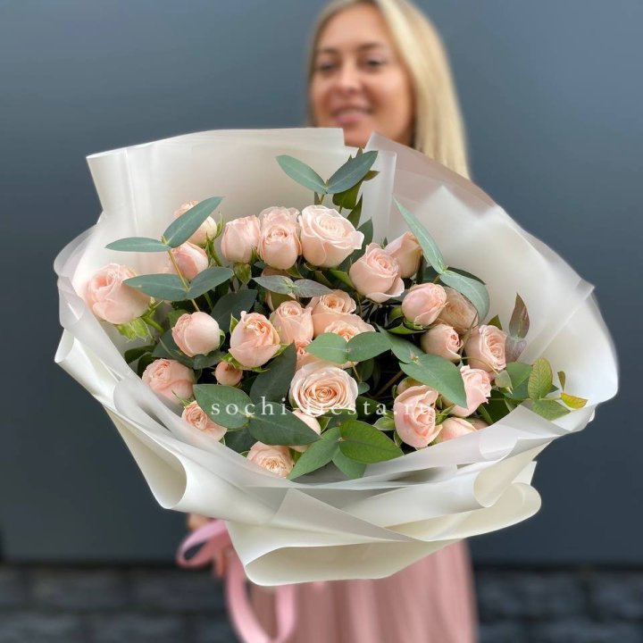 Букет кустовых роз "Фреш" в Казани