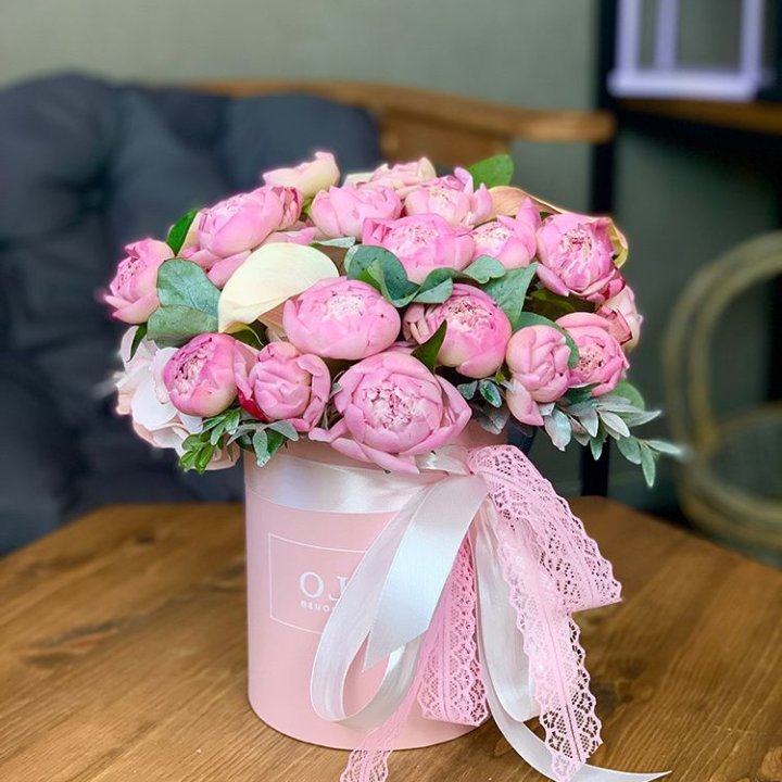 Композиция с пионами №1 в Казани