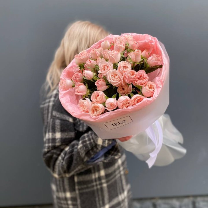11 роз бомбастик в Казани