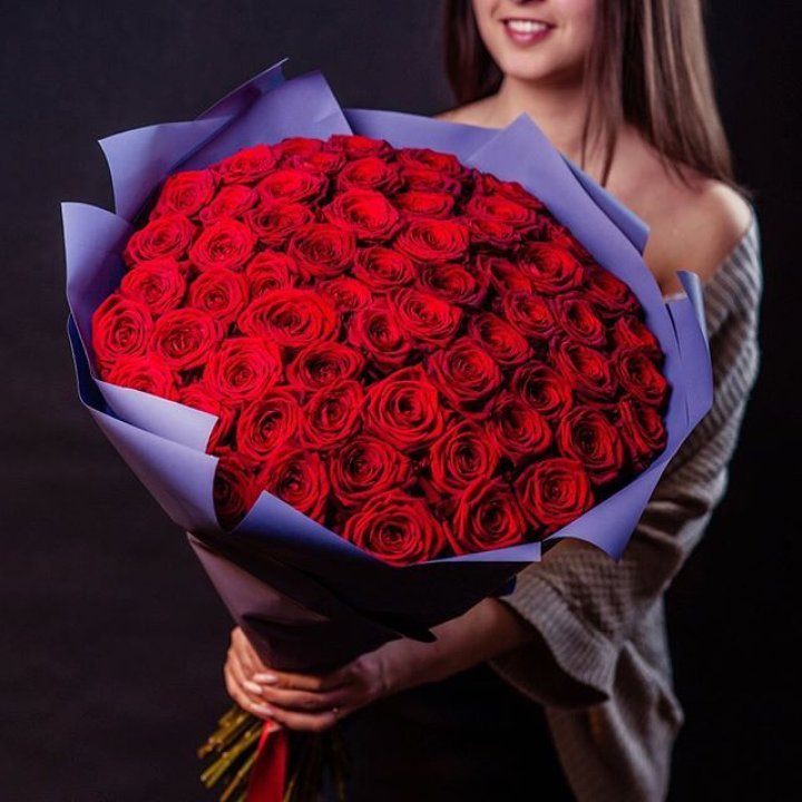 71 красная роза в Казани