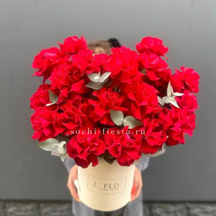 35 Французских роз в боксе в Казани