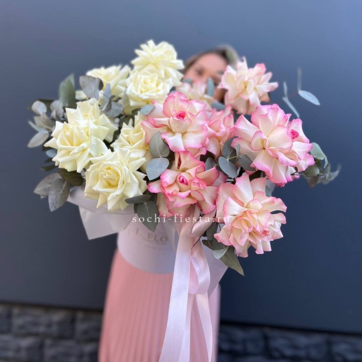 15 Французских роз в боксе в Казани