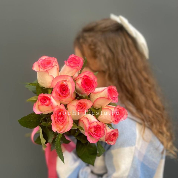 11 роз "Джумилия" в Казани